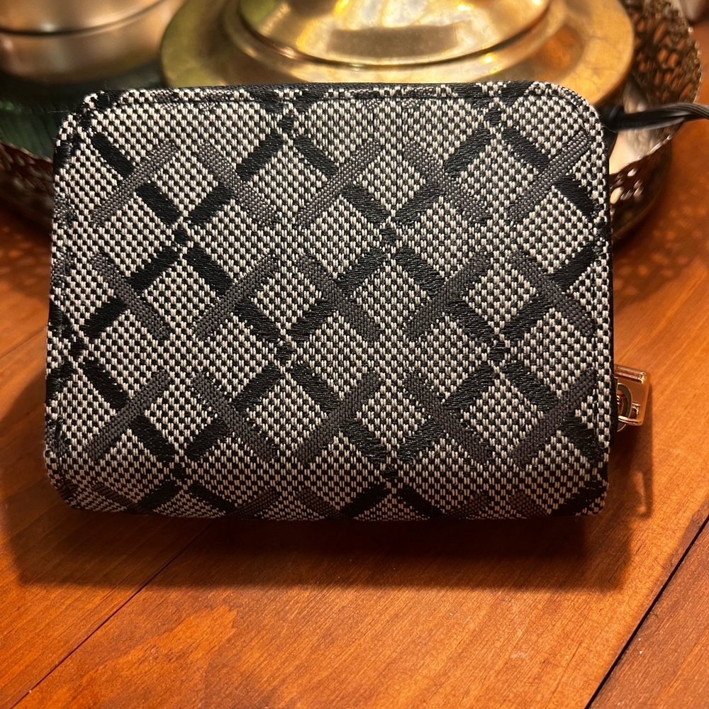 a new day Black and Gold Zip Wallet